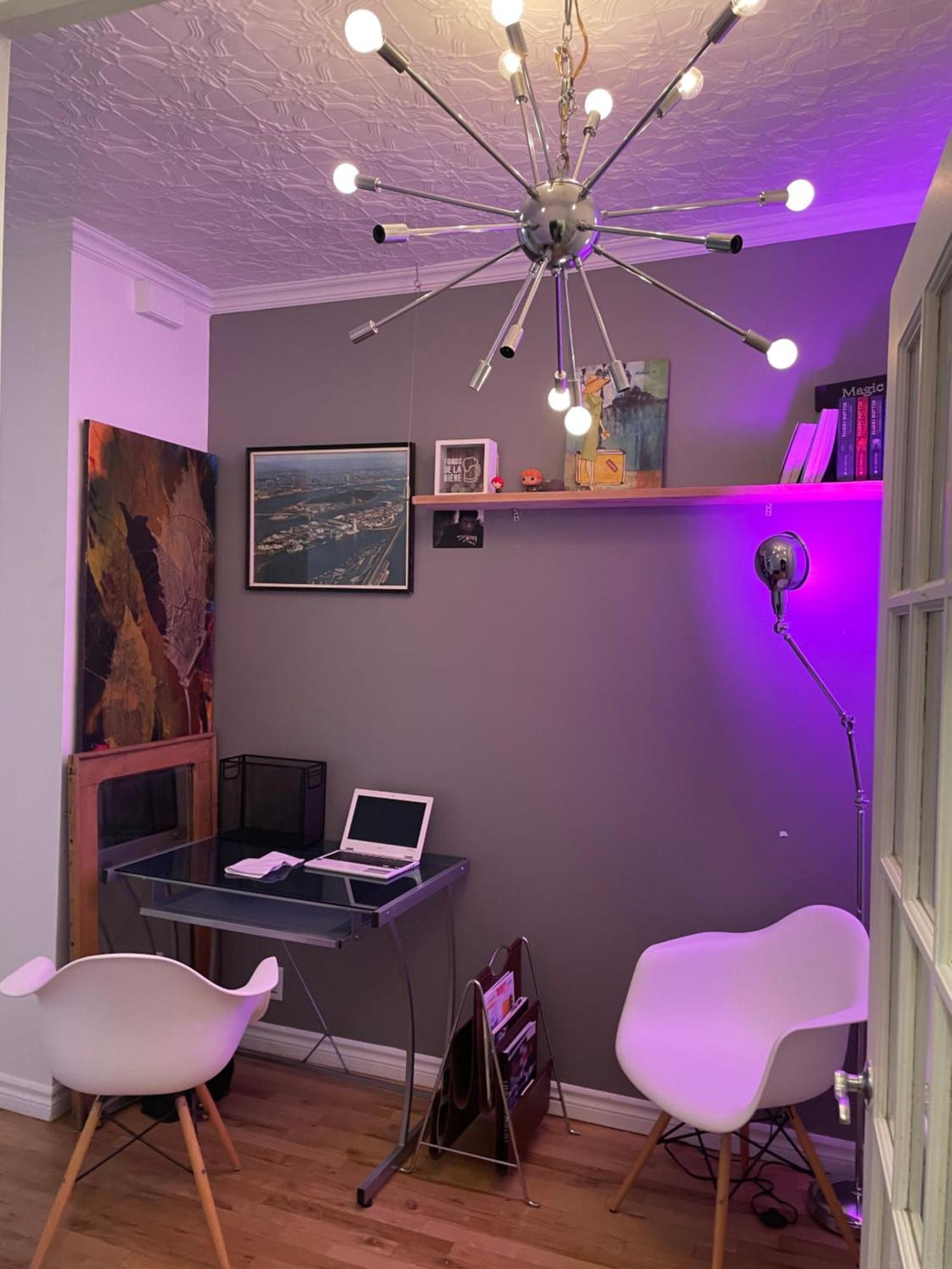 Condo, Avec Cour! 5min Metro! Et Marche Jean-talon Appartement